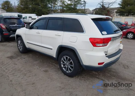 2011 Jeep Grand Cherokee Laredo z USA, uszkodzony, nr VIN 1J4RR4GG7BC510347